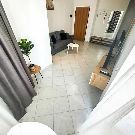 2 Bedroom 1227 Apartment *