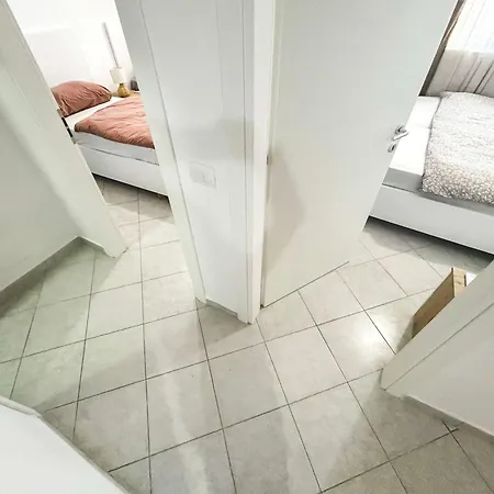 Apartamento 2 Bedroom 1227